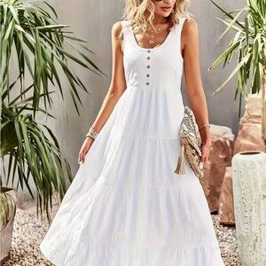 White Sleeveless Tiered Maxi Dress XL